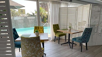 Peninsula All-Suite Hotel by Dream Resorts