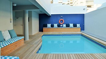 Peninsula All-Suite Hotel by Dream Resorts