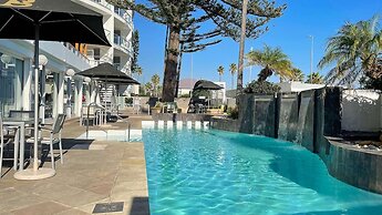 Peninsula All-Suite Hotel by Dream Resorts