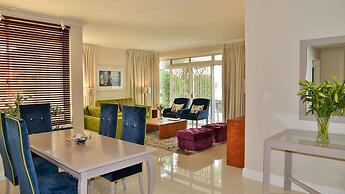 Peninsula All-Suite Hotel by Dream Resorts