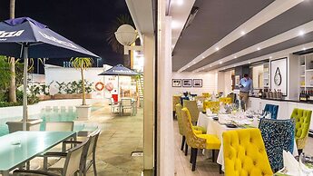 Peninsula All-Suite Hotel by Dream Resorts