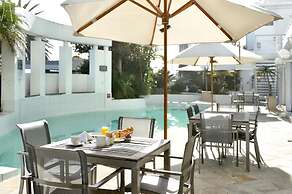 Peninsula All-Suite Hotel by Dream Resorts