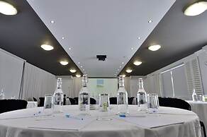 Peninsula All-Suite Hotel by Dream Resorts