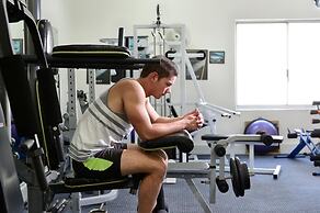 Peninsula All-Suite Hotel by Dream Resorts