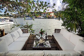 Harmony Marina Suites