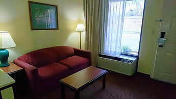 Travelodge by Wyndham Knoxville East