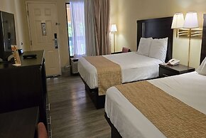 Travelodge by Wyndham Knoxville East