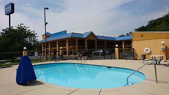 Travelodge by Wyndham Knoxville East