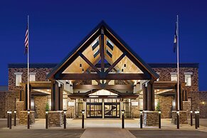 Delta Hotels by Marriott Helena Colonial