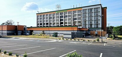 Wyndham Garden Atlanta Airport