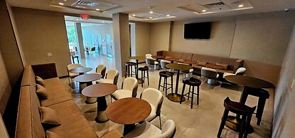 Wyndham Garden Atlanta Airport