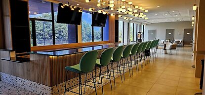 Wyndham Garden Atlanta Airport