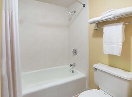 Days Inn by Wyndham Paducah I-24 Exit 4