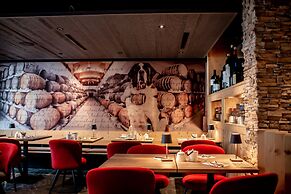 Eiger Mountain & Soul Resort