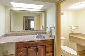 Clarion Inn Columbia Airport