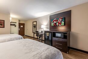 Red Roof Inn PLUS+ & Suites Houston - IAH Airport SW