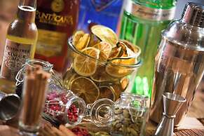 Renaissance Santo Domingo Jaragua Hotel & Casino