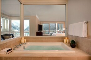 Fairmont Chateau Lake Louise