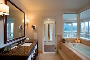 Fairmont Chateau Lake Louise