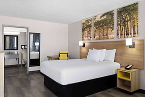 Days Inn by Wyndham Conway