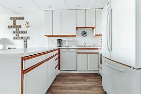 Banyan Harbor Resort