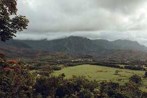 Banyan Harbor Resort