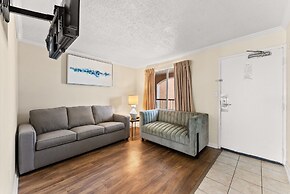 Seahaven Beach Hotel