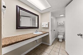 Seahaven Beach Hotel