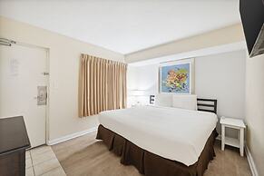 Seahaven Beach Hotel
