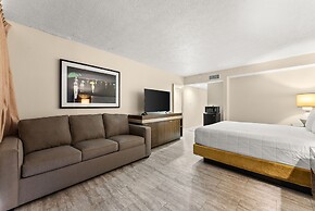Seahaven Beach Hotel