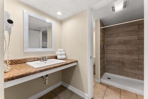 Seahaven Beach Hotel