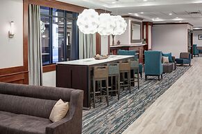 Hampton Inn St. Louis-Downtown (At the Gateway Arch)