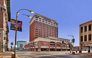Hampton Inn St. Louis-Downtown (At the Gateway Arch)