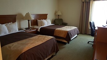 Quality Inn & Suites Near Amish Country