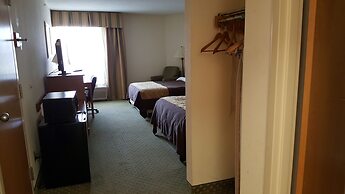 Quality Inn & Suites Near Amish Country