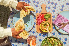 Treehouse Hotel Silicon Valley