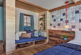 Treehouse Hotel Silicon Valley