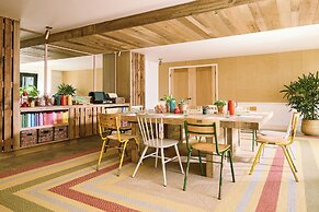 Treehouse Hotel Silicon Valley