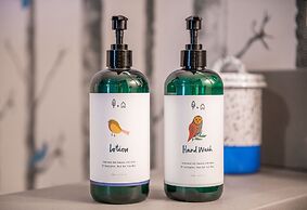 Treehouse Hotel Silicon Valley