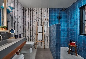 Treehouse Hotel Silicon Valley