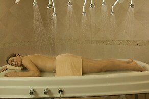 Jupiter Beach Resort & Spa