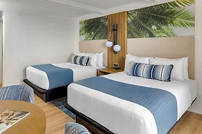 Jupiter Beach Resort & Spa