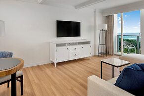 Jupiter Beach Resort & Spa