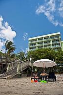 Jupiter Beach Resort & Spa