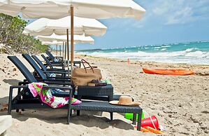 Jupiter Beach Resort & Spa