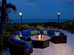 Jupiter Beach Resort & Spa