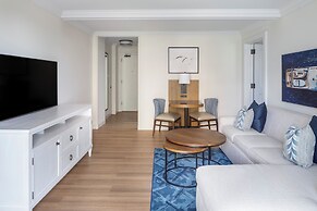 Jupiter Beach Resort & Spa