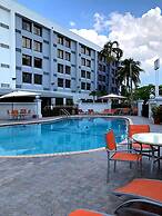 Holiday Inn Express & Suites Miami - Hialeah, an IHG Hotel