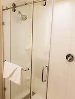 Holiday Inn Express & Suites Miami - Hialeah by IHG