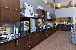 Quality Suites Nashville Airport